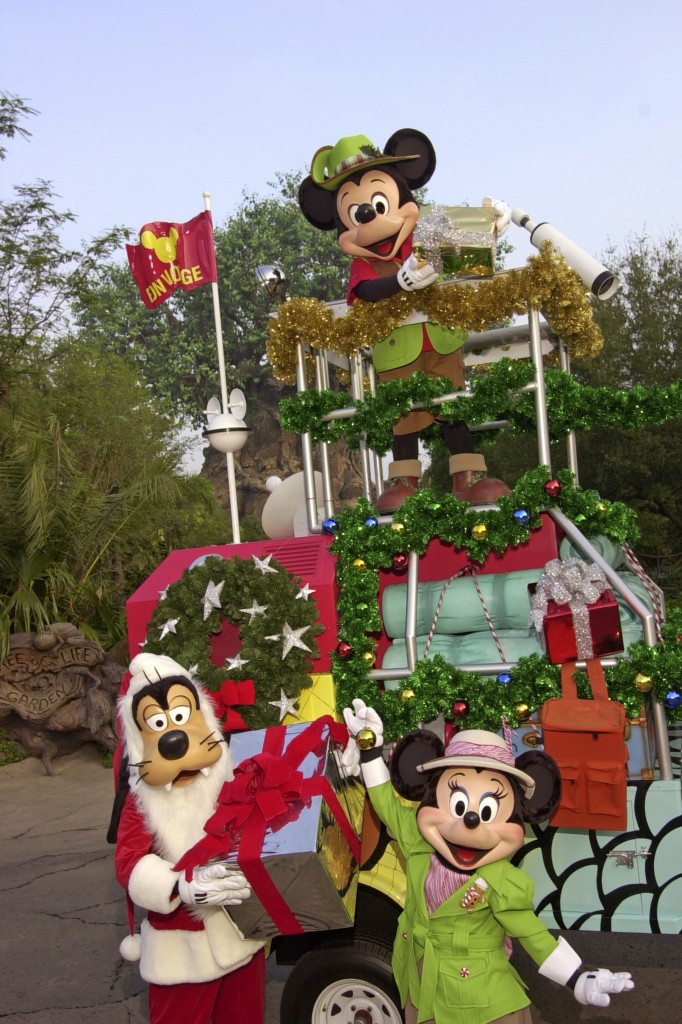 Mickey's Jingle Jungle Parade