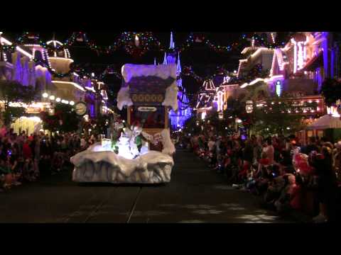 25 Days of Christmas – Day 25: Mickey’s Once Upon A Christmastime Parade