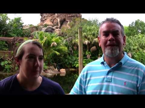 It's Earth Day and the 15th Anniversary of Disney's Animal Kingdom. Join Rick and Sarah McGovern Luka, from Running At Disney, as they share their Animal Kingdom favorites and the Special Ceremony celebrating the 15th Anniversary of this amazing theme park.